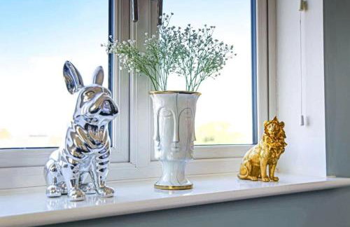 4 bed house in Milton Keynes - freeparking - wifi - Foto 14