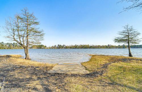Boat and Swim Lakefront Toledo Bend Retreat! - Foto 24