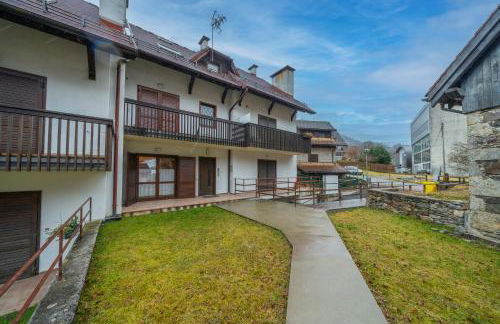 GuestHost - Zoncolan Mountain Lodge - Foto 1