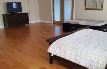 Grass Valley Oasis - Spacious Family Retreat Near Rollins Lake - Photo 11