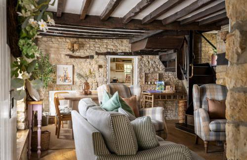 Bourton on the Water Country Chic Authentic Cottage - Photo 6