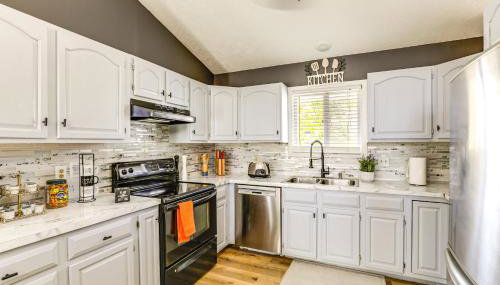 3 Mi to UNL and Memorial Stadium Home with Large Yard - Foto 4