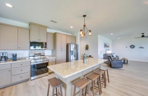 Lake Palestine Vacation Rental - Steps to Water! - Foto 7