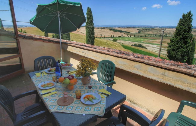 Spacious Tuscan Farmhouse - Foto 25