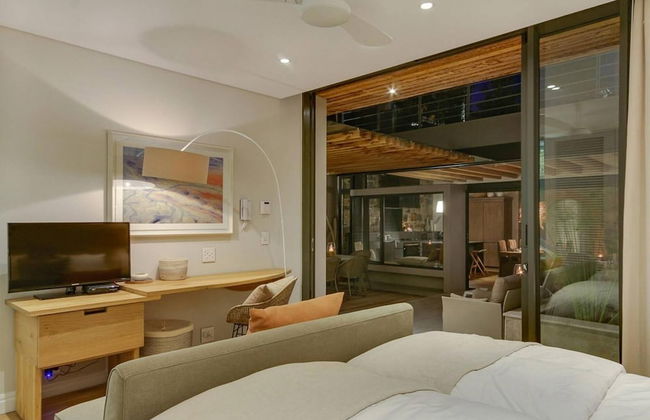 Designer Apartment With Easy Access to the City 155 Waterkant - Foto 27