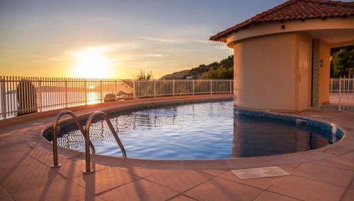 Superb Studio with incredible view and pool - Foto 3