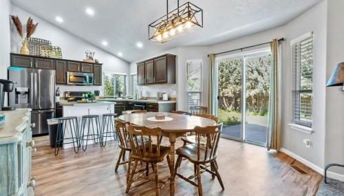 Southwestern Style 4 Bedroom Nampa Home Sleeps 16! - Foto 2