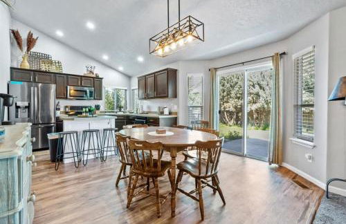 Southwestern Style 4 Bedroom Nampa Home Sleeps 16! - Foto 2