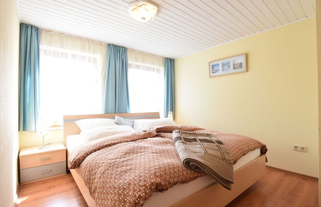 Charming Apartment in Pugholz Near Sea - Photo 3