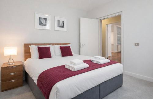 Roomspace Serviced Apartments - Sterling House - Photo 16