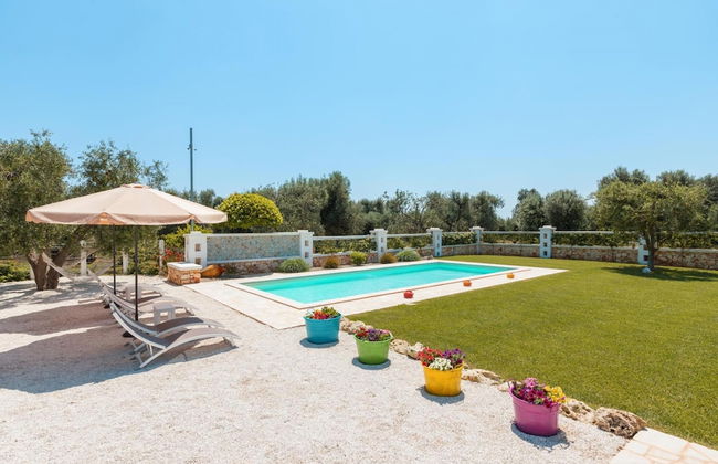 Fantastic Trulli Olea With Pool Garden - Foto 31