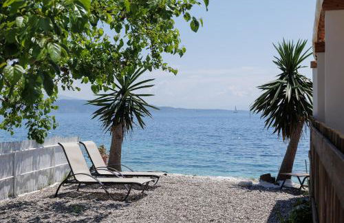 Salt & Sun Apartments by Konnect, at Kaminaki Beach - Foto 7