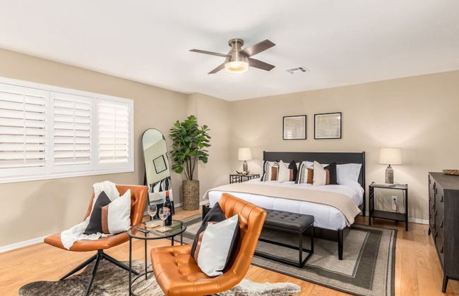 Princess Retreat Private Pool Firepit Sleeps 12 - Photo 16