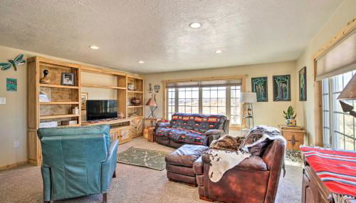 Stunning San Ysidro Homestead with Large Porch! - Foto 3