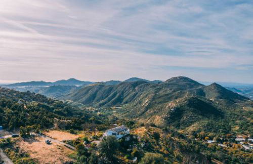 Escondido Hilltop Home with Deck and Views! - Foto 40