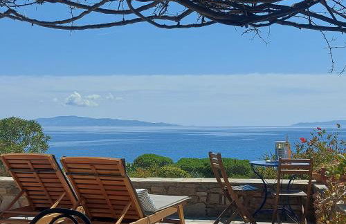 Sophia Villa Paros - Beachfront Villa at Lolantonis - Photo 2