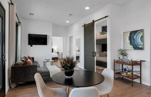 GULCH Condo with Pool Gym Private Patio & Garage - Foto 9