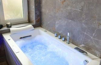 Appartement Cosy avec Balnéo - Tout à pied - Foto 2