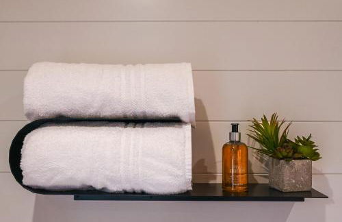 Staining Luxury Lodges - Photo 11