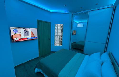 Modern Athens Suite - 160m from Metro - 3min Piraeus Port - 6 Guests - Foto 26