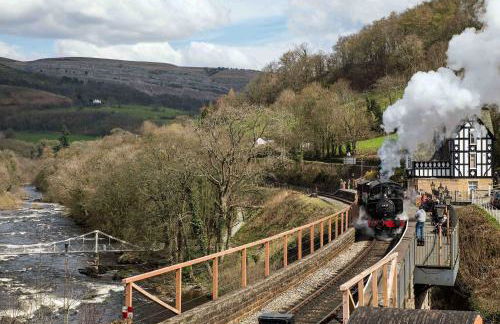 Porter's Lodge - Photo 10