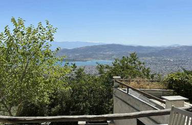 Villa Stagiates - Foto 1