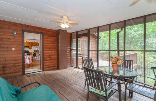 Private w Screened Porch Deck & Pet-Friendly - Foto 38