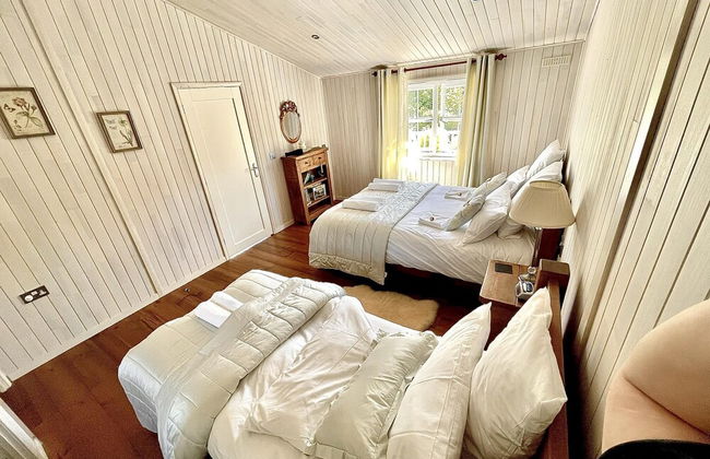 Holiday Lettings Beech Lodge - Stunning 6-bed King - Foto 10
