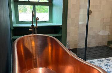 Sherlock Holmes Historic House - Photo 14