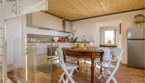 Amazing Home In Belvedere Fogliense - Foto 3