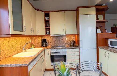 Villa Maria with heated pool, next to the beach - Foto 15