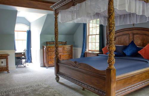 Creekside Haven with Dock & Scenic Views - Foto 11