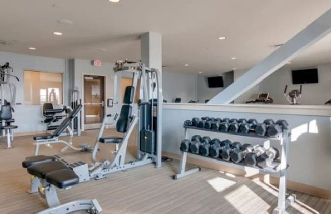 Bridgestreet at Current at the Banks - Photo 24