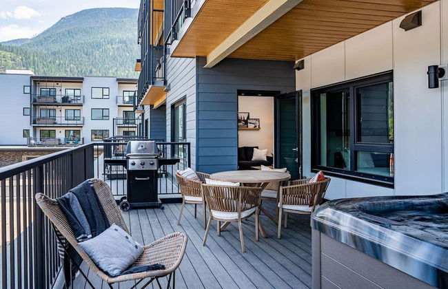 Ghost Peak by Revelstoke Vacations - Photo 17