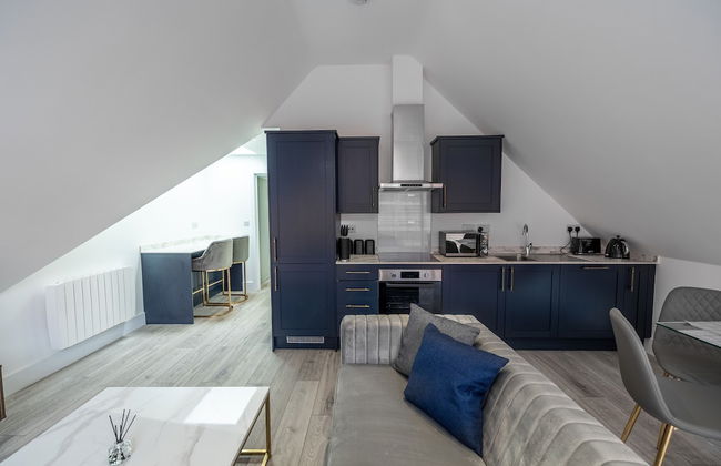 Impeccable 2-bed Apartment in Camberley - Foto 13