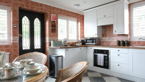 Palm House - Luxury Wye Valley Country House 2 Bed Apartment - Dog Friendly - Foto 2, stove, toaster
