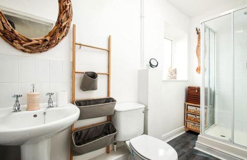 Castleford Cottage , Lowermill Estate - Photo 29