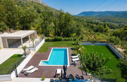 Villa Florinda with Pool and Prime Location near Split - Photo 26
