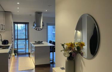 The Comfort, with Free Parking, Harlow - Foto 2