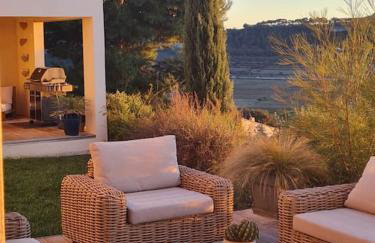 VillaCadière Vue Mer et Vignes Piscine à débordement - Foto 50