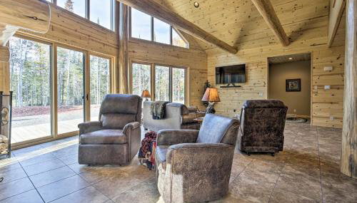 Spacious Hurley Home with Game Room Near Lakes - Foto 5