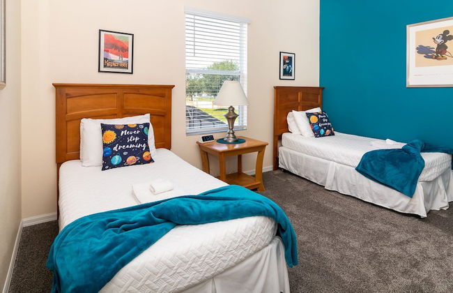 Paradise Found - Photo 2