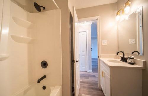 OV Mosaic - Current Suite - Photo 11