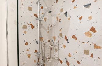 Sunny yard apartments - Photo 28