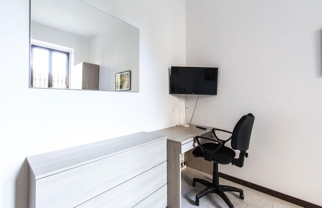 Erba 6 in Baranzate With 1 Bedrooms and 1 Bathrooms - Foto 23