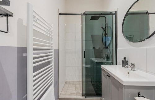 Spacious, central 3 room flat with gym & play area - Foto 17