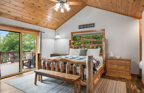 Bear Pause Retreat & The Stone House - Photo 22