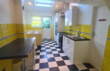 Blyth two bed exec apartment - Foto 13