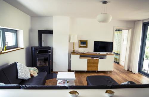 Ferienwohnung Seeufer - Exklusiv direkt am See mit großer Terrasse in Kressbronn - Foto 12