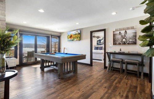 LOTO Pointe, Updated Luxury Home w/ Boat & PWC Slip, Boat Ramp, Firepits, Pool Table & More! - Foto 42